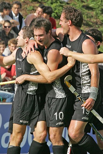 © Herbert Bohlscheid (www.sportfoto.tv) / Wolfgang Quednau (www.hockeyimage.net)