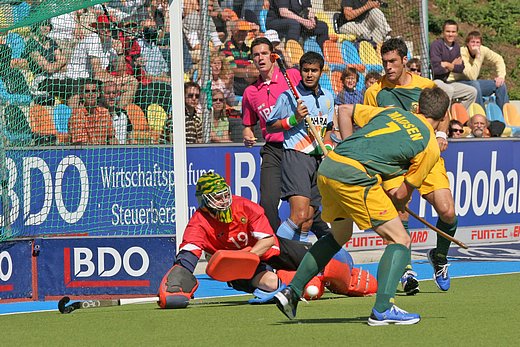 © Herbert Bohlscheid  www.sportfoto.tv und Wolfgang Quednau  www.hockeyimage.net